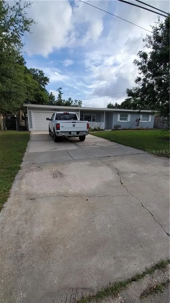 5500 Kalmia Drive Orlando FL 32807