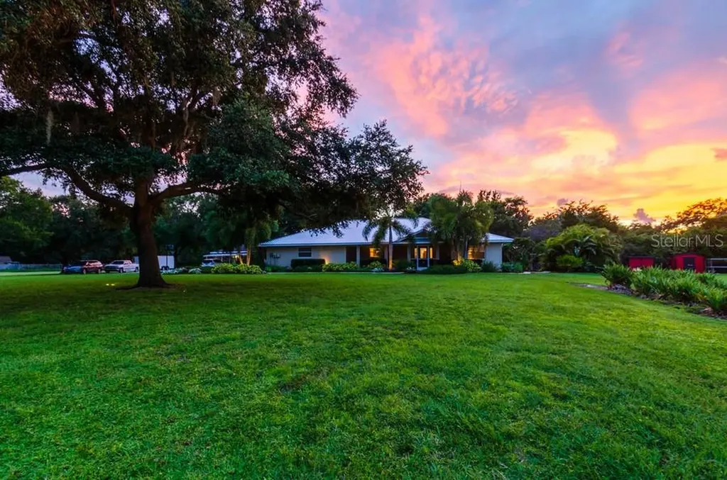 50 Debrecen Road Sarasota FL 34240