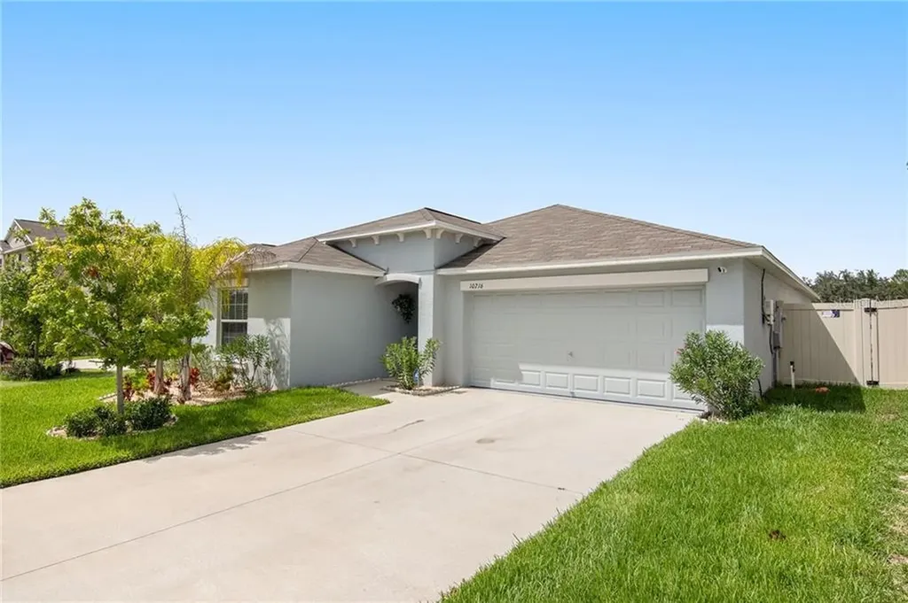 10216 Shimmering Koi Way Riverview FL 33578