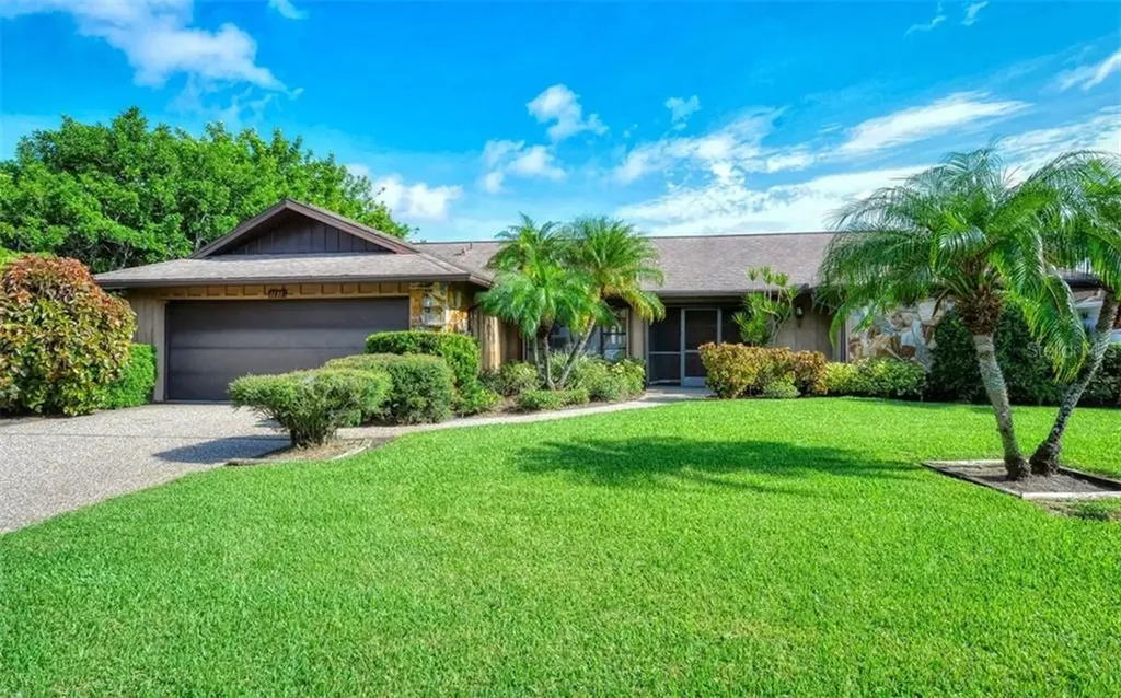1131 Olga Court Venice FL 34293