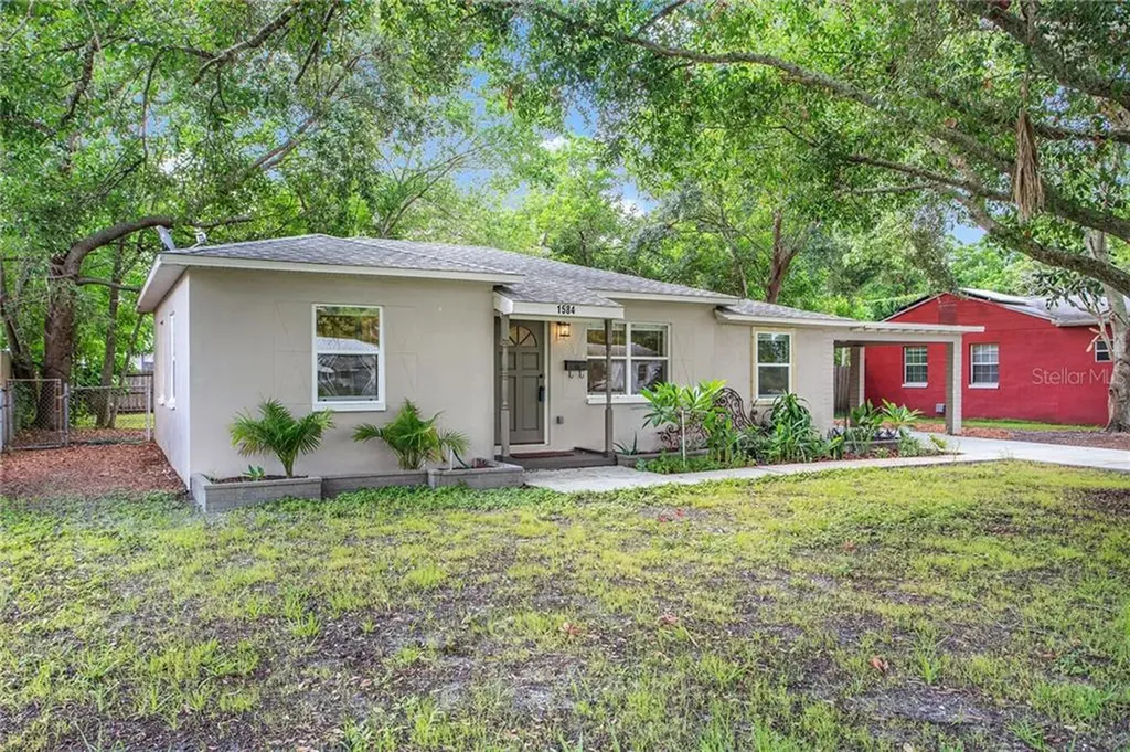 1584 Canterbury Road N St Petersburg FL 33710