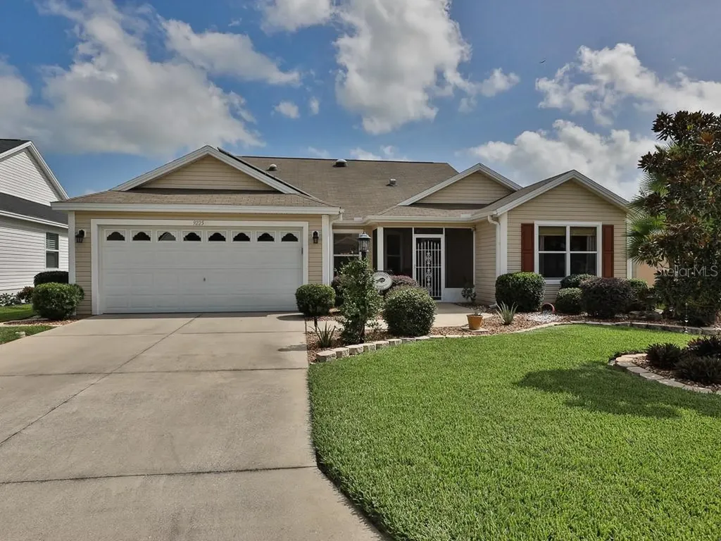 9225 SE 170th Fontaine Street The Villages FL 32162