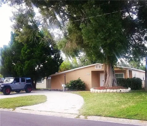 777 88th Avenue N St Petersburg FL 33702