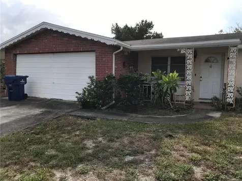 1453 Whitehall Lane Holiday FL 34691