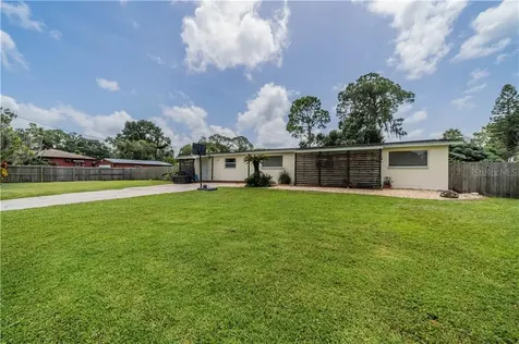212 4th Avenue SW Ruskin FL 33570
