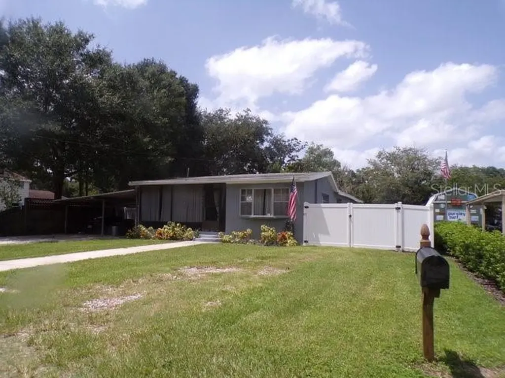 711 N Merrin Street Plant City FL 33563