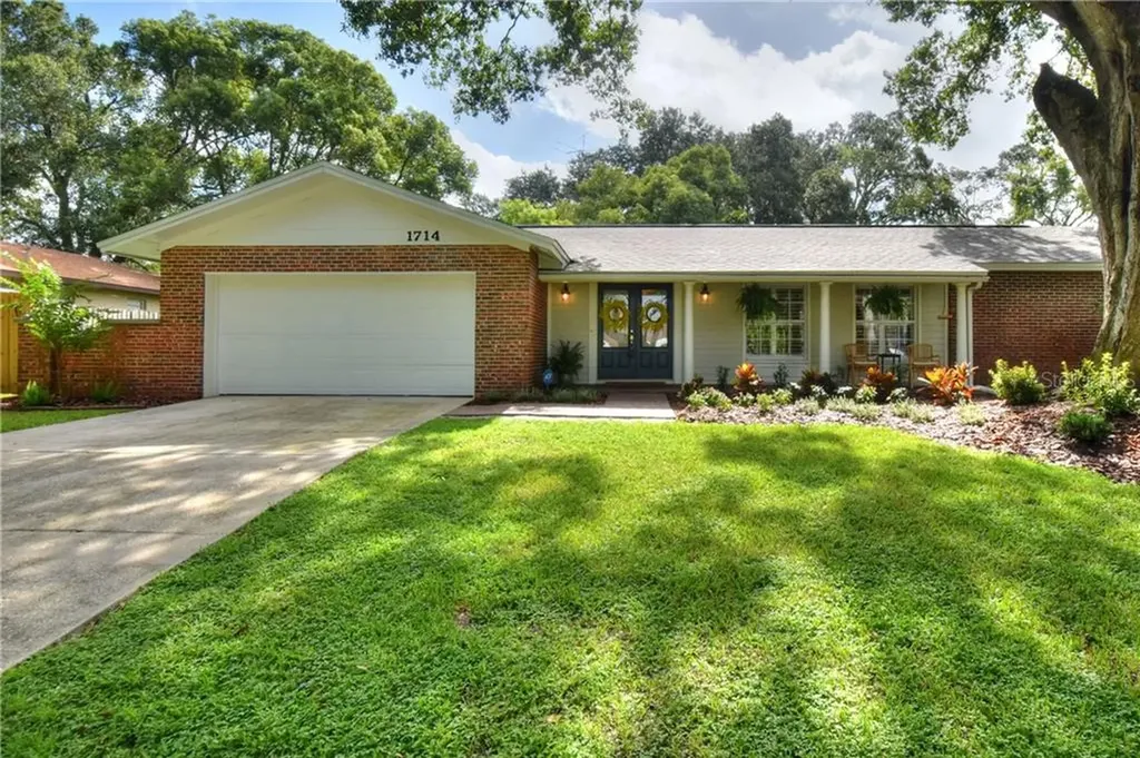 1714 Clarendon Avenue Lakeland FL 33803