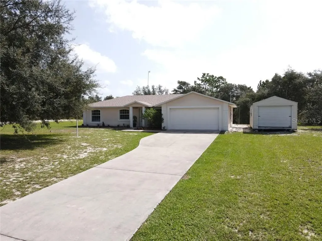2233 Lemon Drive Lake Wales FL 33898