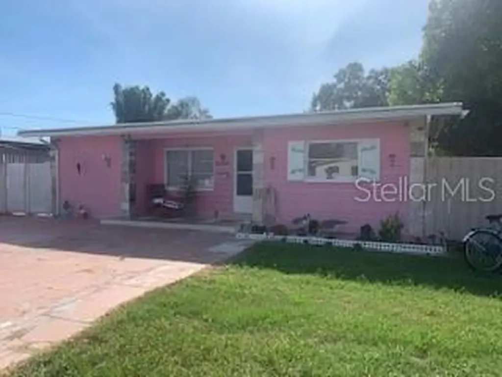 3390 Kingston Street N St Petersburg FL 33713