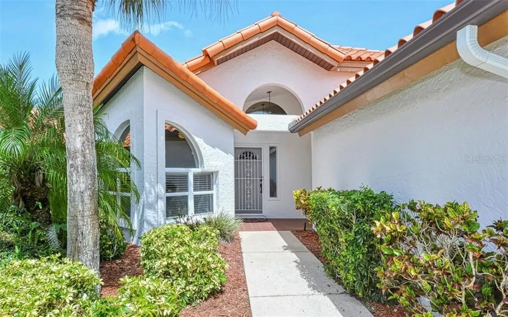 927 Harbor Town Drive Venice FL 34292