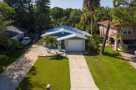 1774 Mississippi Avenue NE St Petersburg FL 33703
