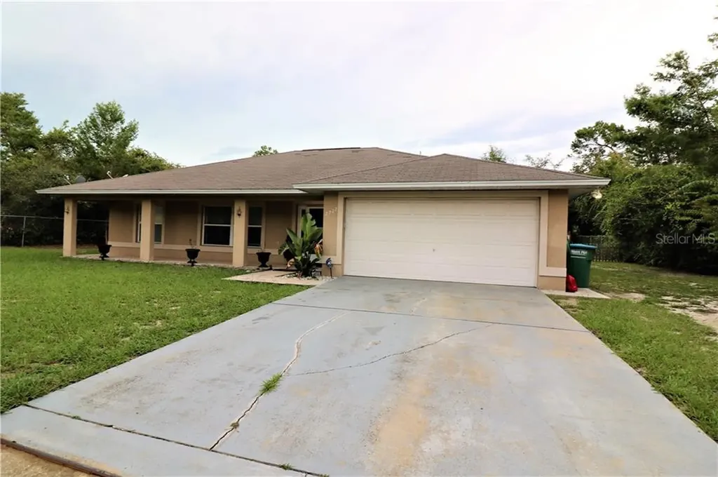 2272 Fernwood Street Deltona FL 32738