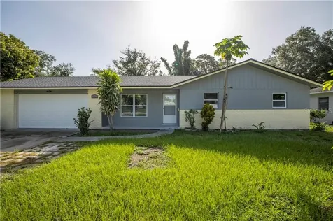 4125 Queen Street N St Petersburg FL 33714
