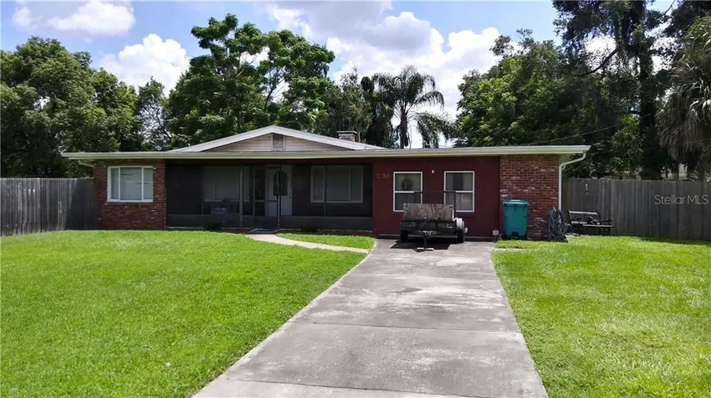 2723 S Sunrise Court Orlando FL 32806
