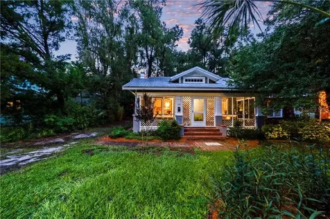 219 W University Avenue Deland FL 32720