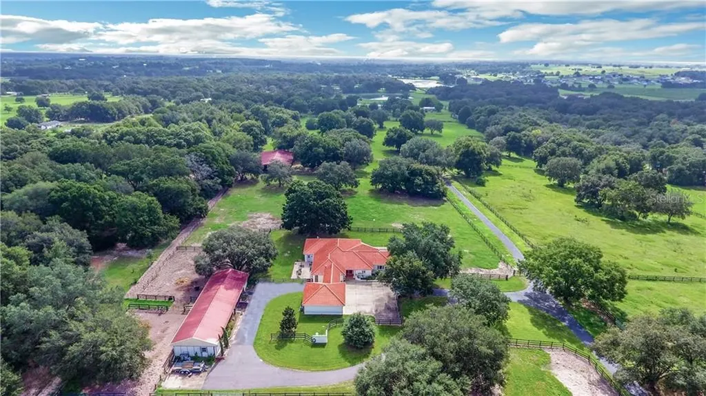 17321 SE 150th Avenue Road Weirsdale FL 32195