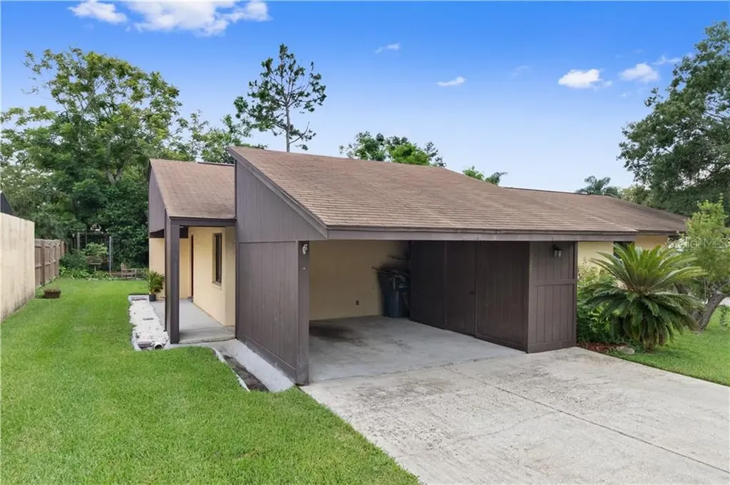331 Lake Harris Drive Lakeland FL 33813