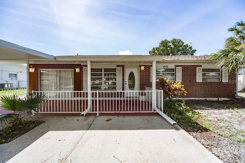 4518 Dreisler Street Tampa FL 33634