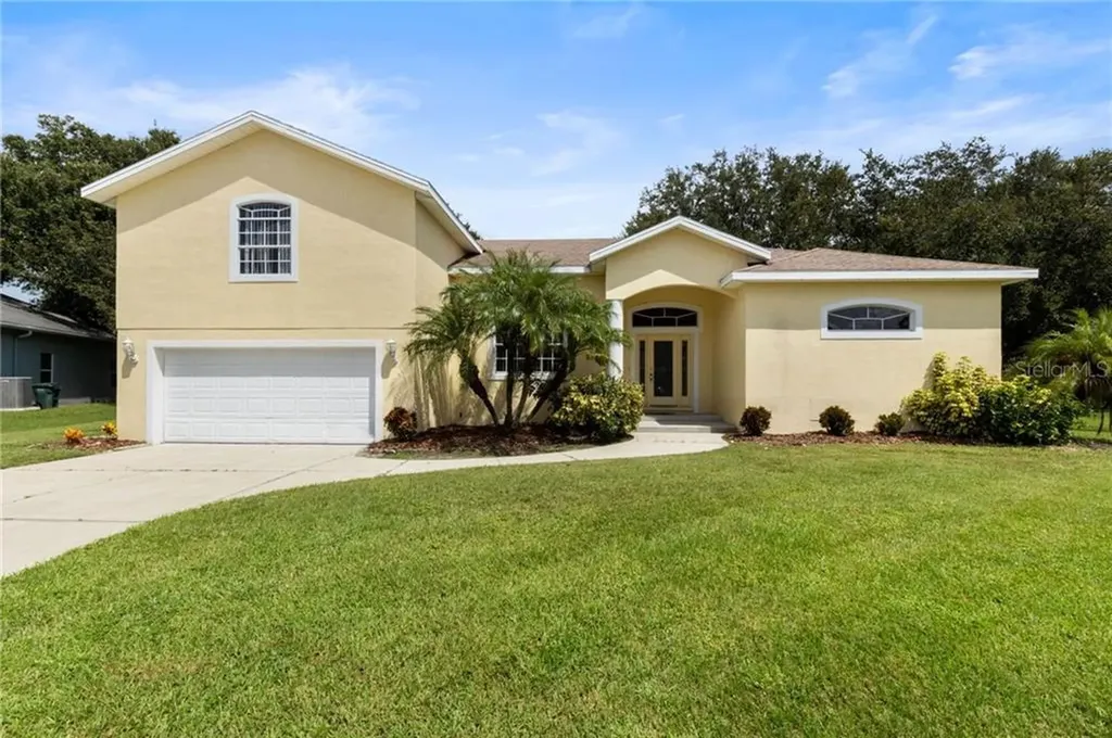 5178 Lake Deeson Woods Court Lakeland FL 33805