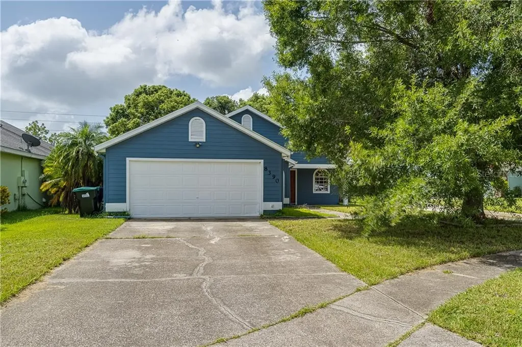 8390 Fort Clinch Avenue Orlando FL 32822