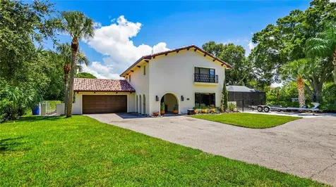 7326 14th Street S St Petersburg FL 33705