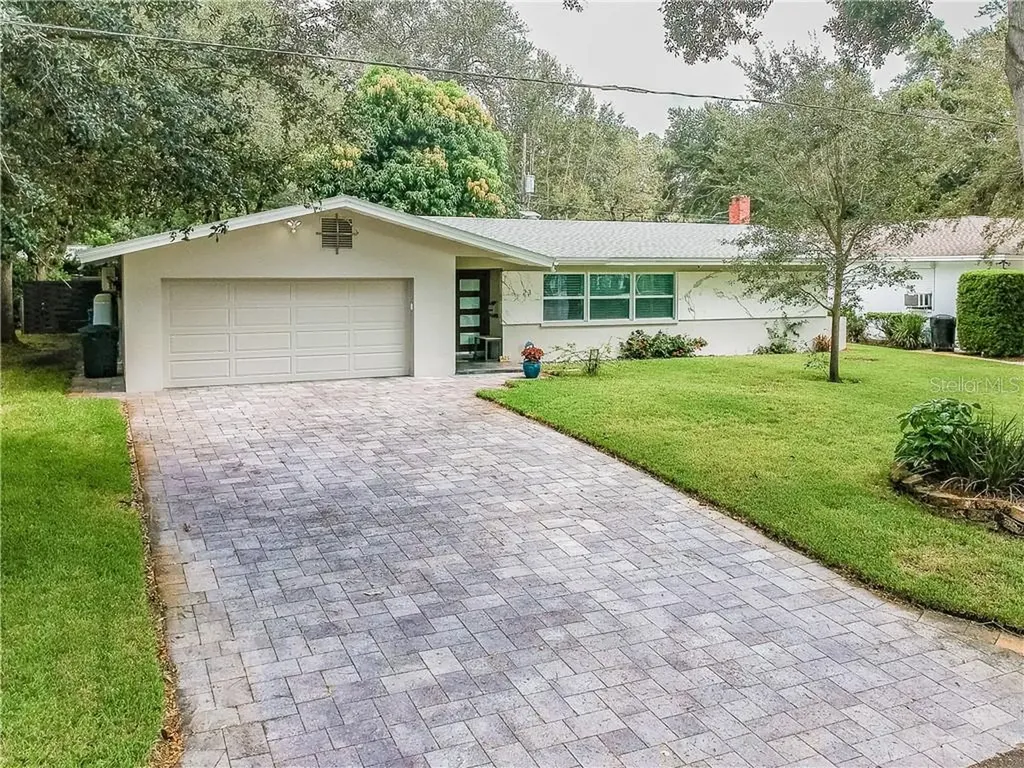 1423 42nd Avenue N St Petersburg FL 33703