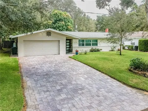 1423 42nd Avenue N St Petersburg FL 33703