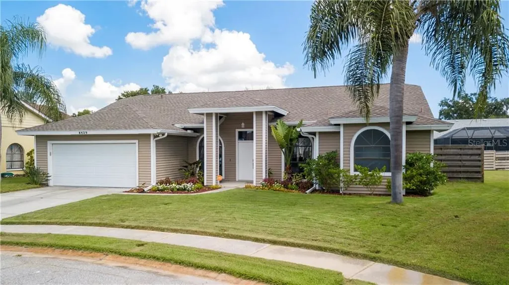4629 Vintage Drive Sarasota FL 34243