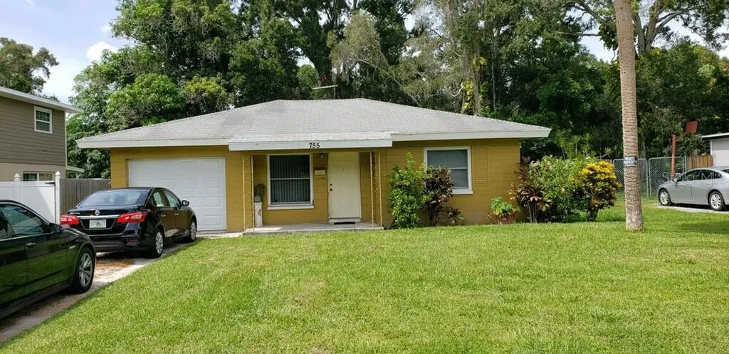 755 45th Avenue S St Petersburg FL 33705