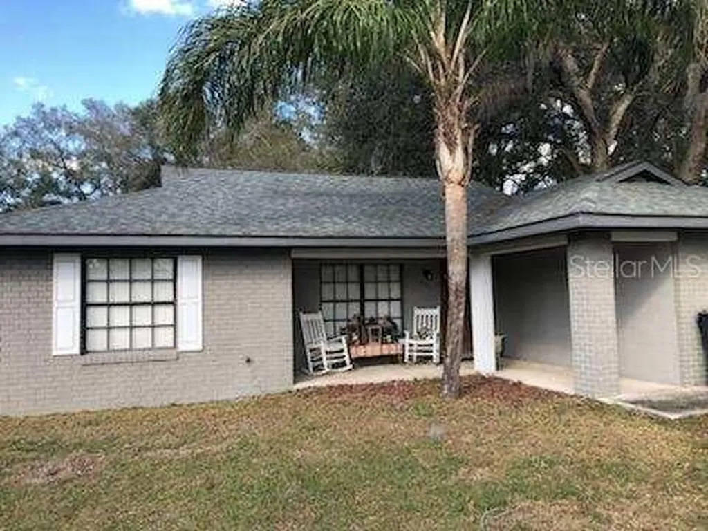 204 E Cherokee Avenue Bushnell FL 33513