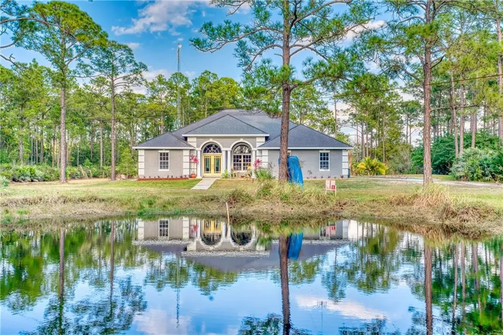 10051 Blackberry Road Mims FL 32754