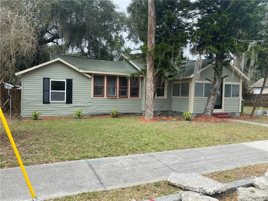 709 Park Drive Leesburg FL 34748