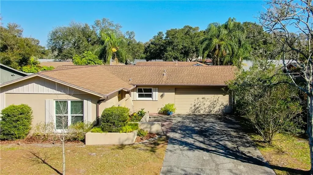 115 Country Villas Drive Safety Harbor FL 34695