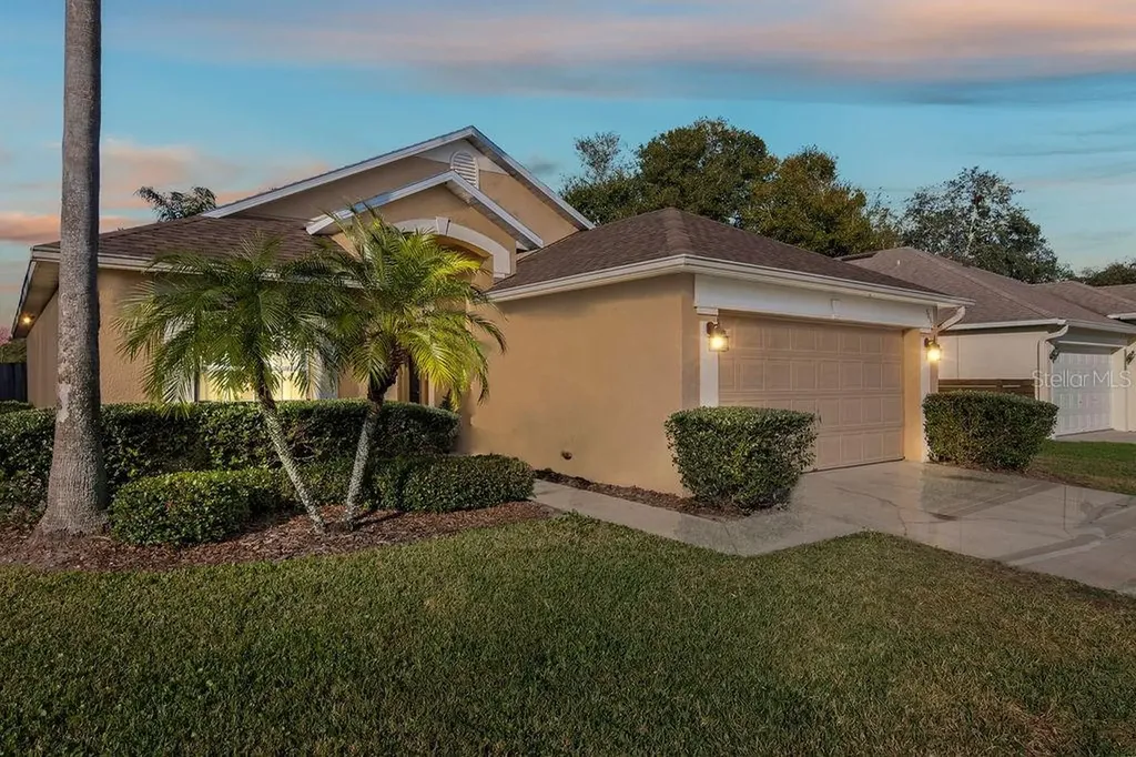 3837 Lake Warren Drive Orlando FL 32812