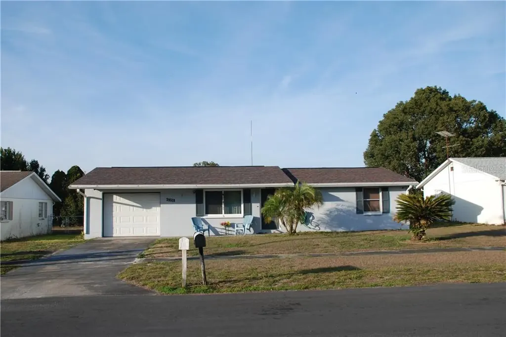 39519 9th Avenue Zephyrhills FL 33542