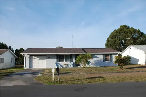 39519 9th Avenue Zephyrhills FL 33542