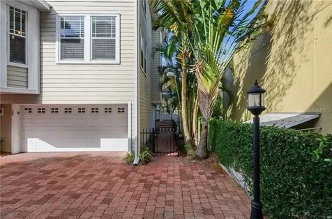 3315 W De Leon Street Tampa FL 33609