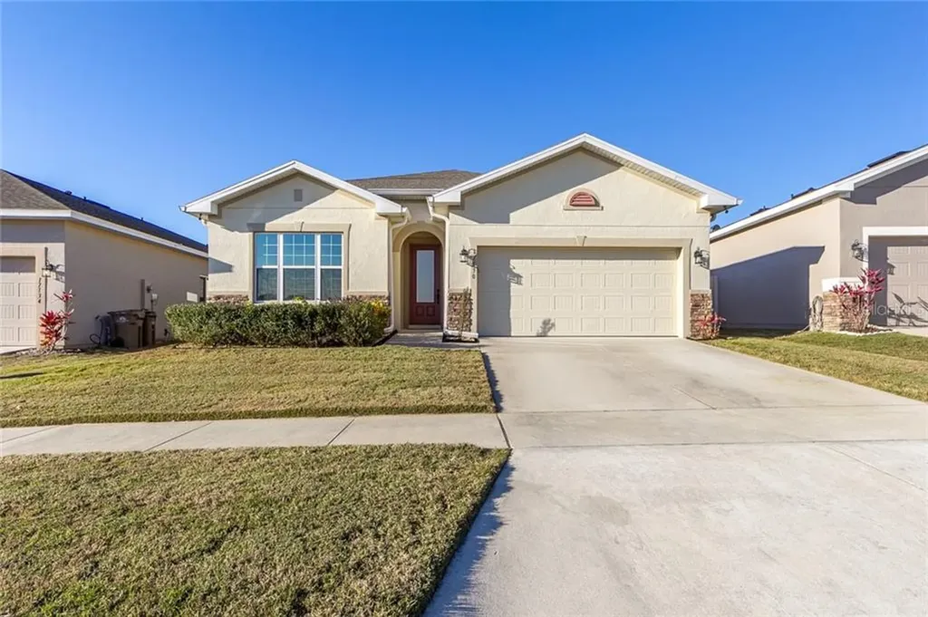 17130 Gathering Place Circle Clermont FL 34711