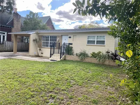 220 S Stone Street Deland FL 32720