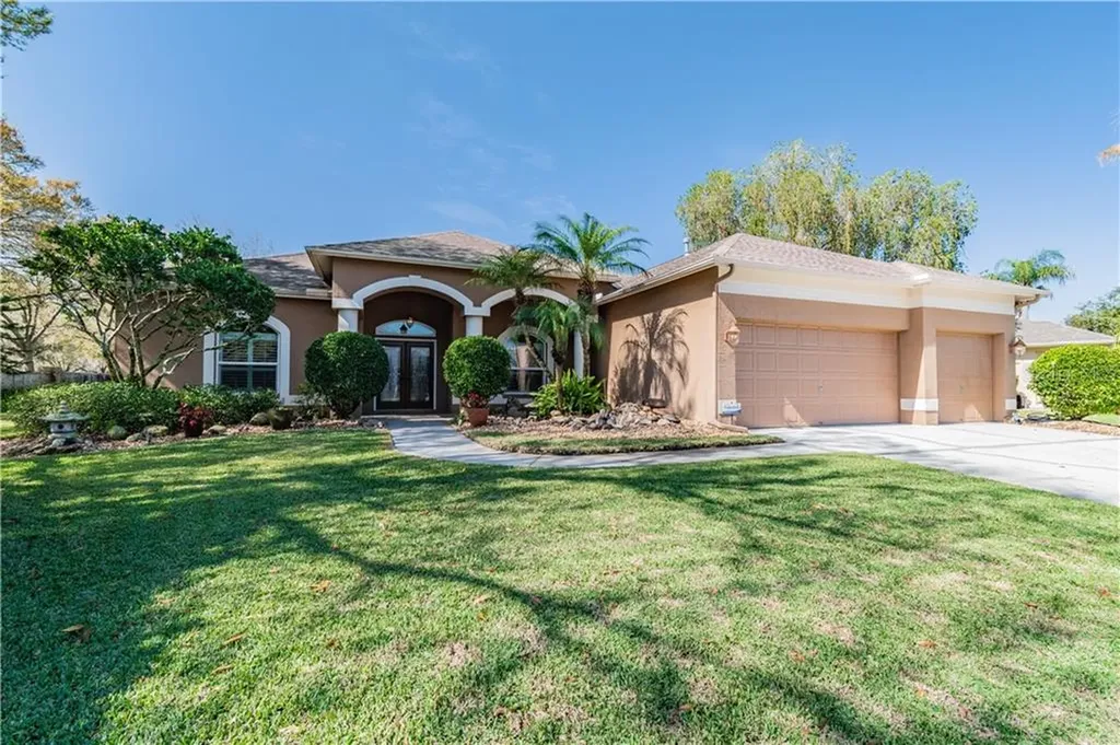 1335 Distant Oaks Drive Wesley Chapel FL 33543