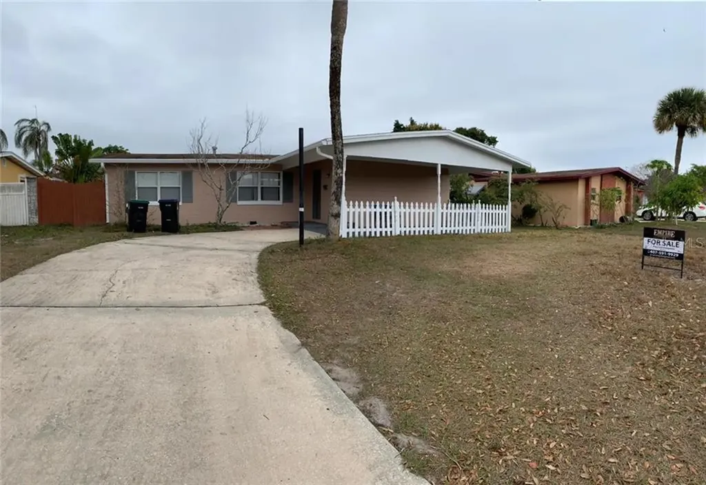 827 Evangeline Avenue Orlando FL 32809