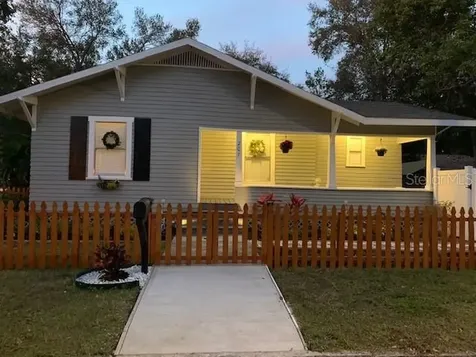 207 W Woodlawn Avenue Tampa FL 33603