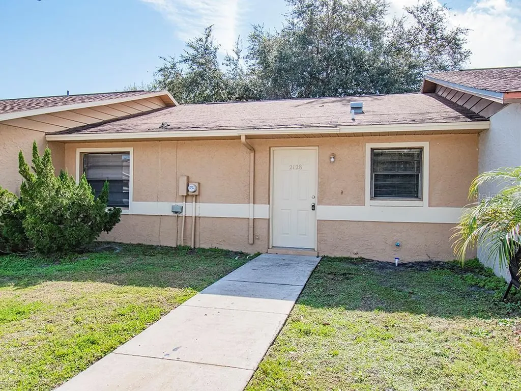 2128 W Martin Street Kissimmee FL 34741
