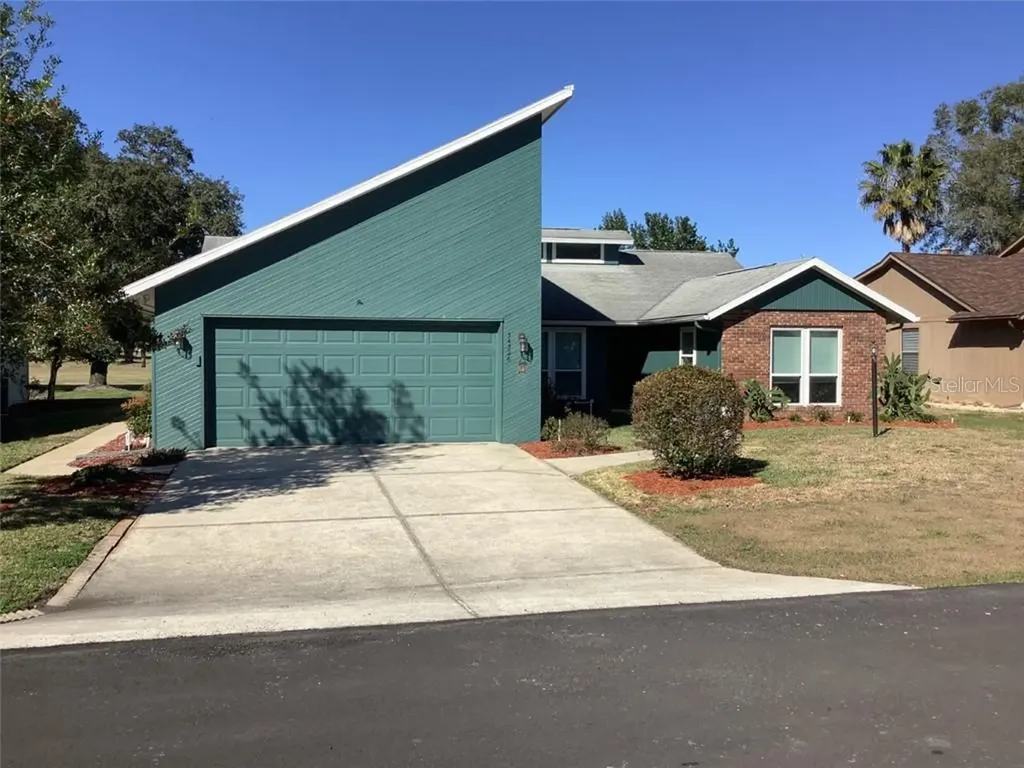 34326 Whispering Oaks Boulevard Dade City FL 33523