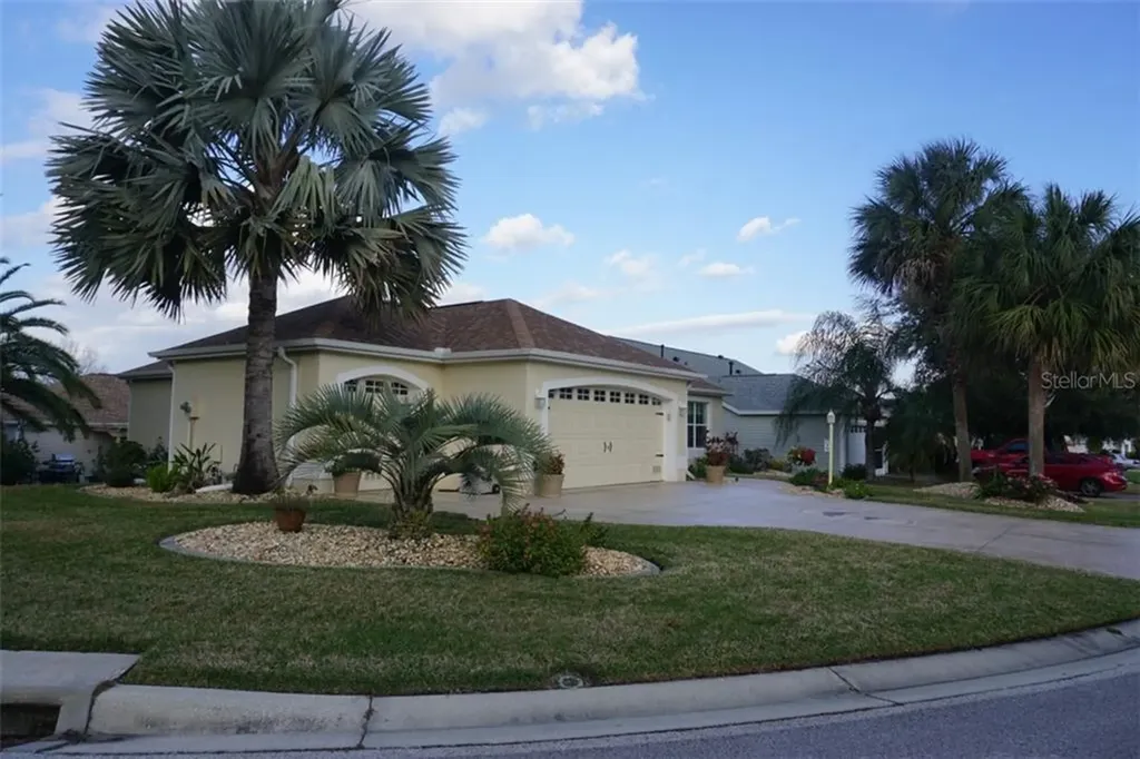 17094 SE 76th Creekside Circle The Villages FL 32162