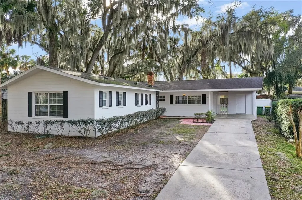 1413 Park Drive Leesburg FL 34748