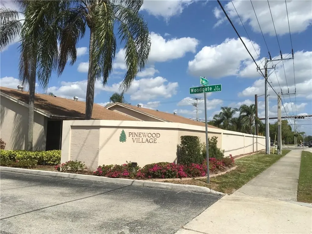 2787 Woodgate Lane Sarasota FL 34231