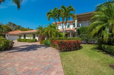 1235 N Lake Shore Drive Sarasota FL 34231