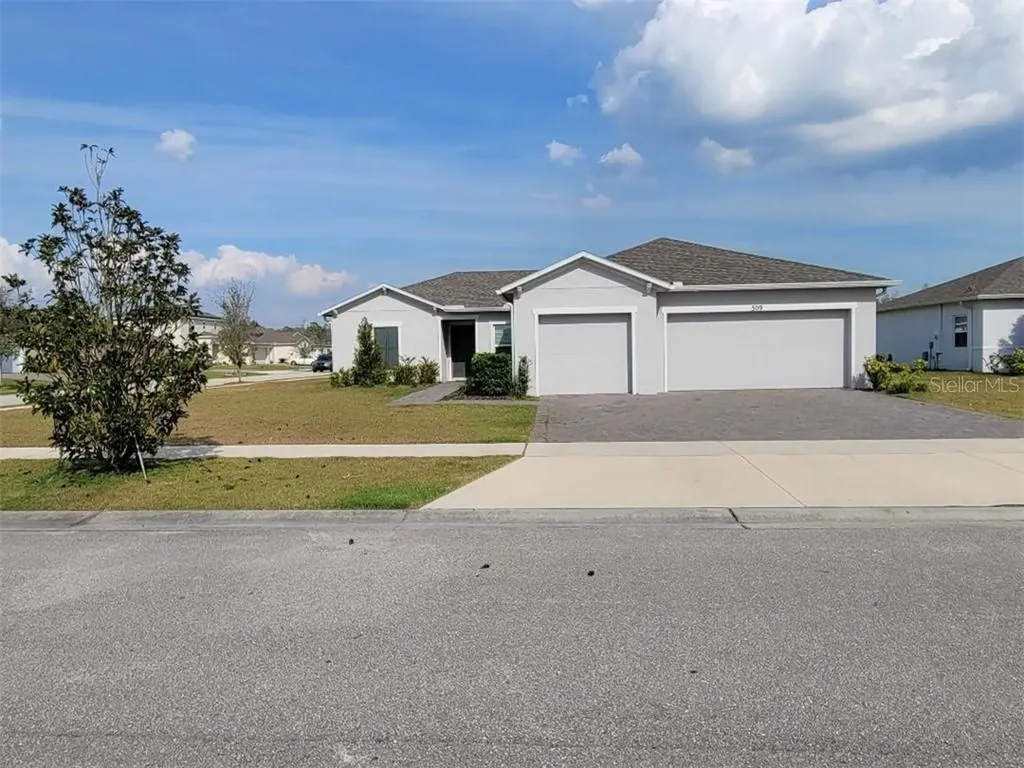 309 Granite Place Kissimmee FL 34758