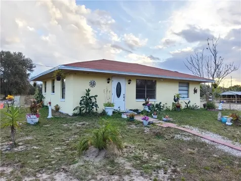 206 Avenida Del Club Clewiston FL 33440